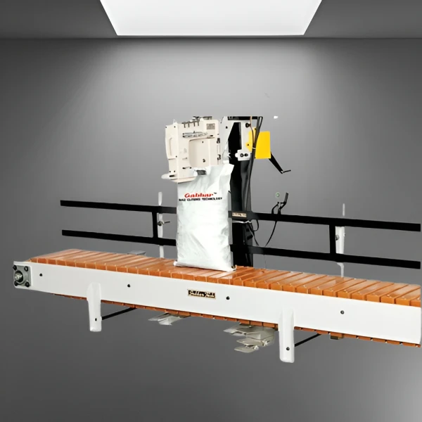 BAG STITCHING MACHINE WITH CONVEYOR